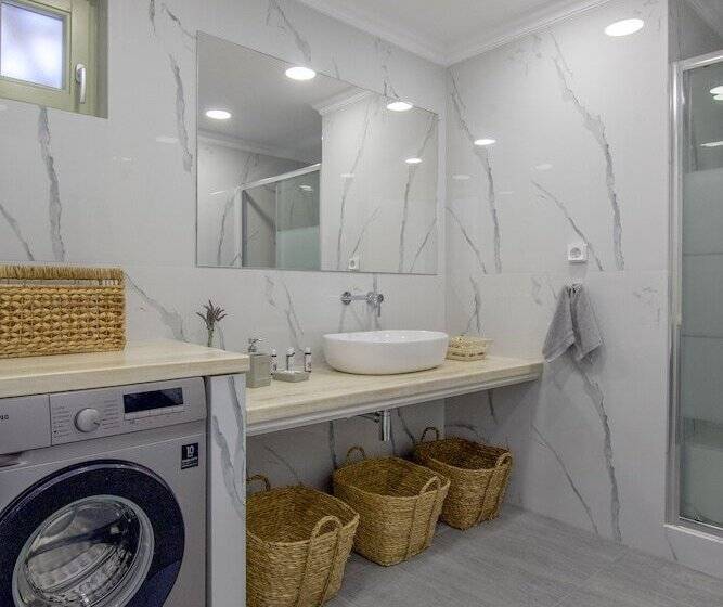 레지던스 Arethousa House