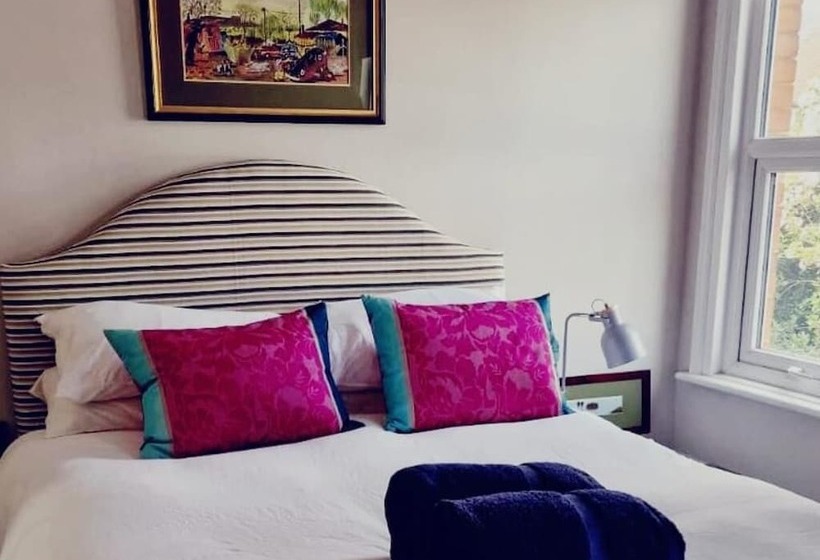 إقامة Inviting 2 Bed Character House Stamford