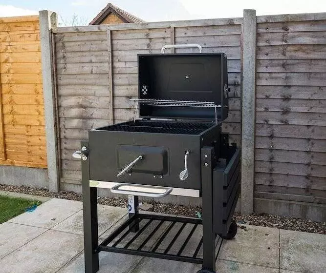 レジデンス Luxurious 2 Bed House In Dartford