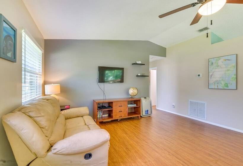 Riverfront Inglis Duplex W/ Shared Dock & Fire Pit