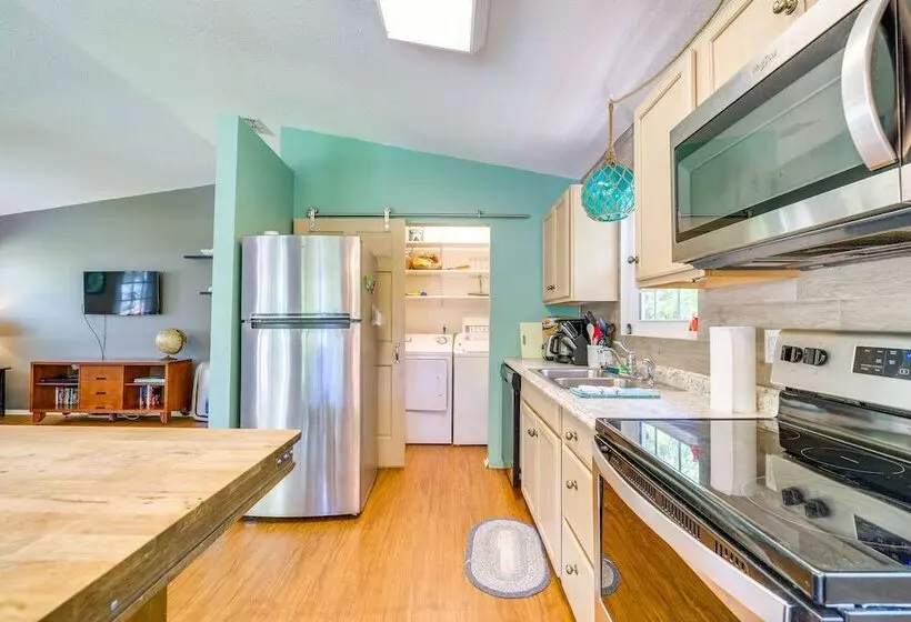 Riverfront Inglis Duplex W/ Shared Dock & Fire Pit