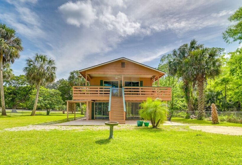 Riverfront Inglis Duplex W/ Shared Dock & Fire Pit