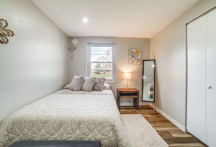 South Bend Home W/ Gas Grill Near Universities!