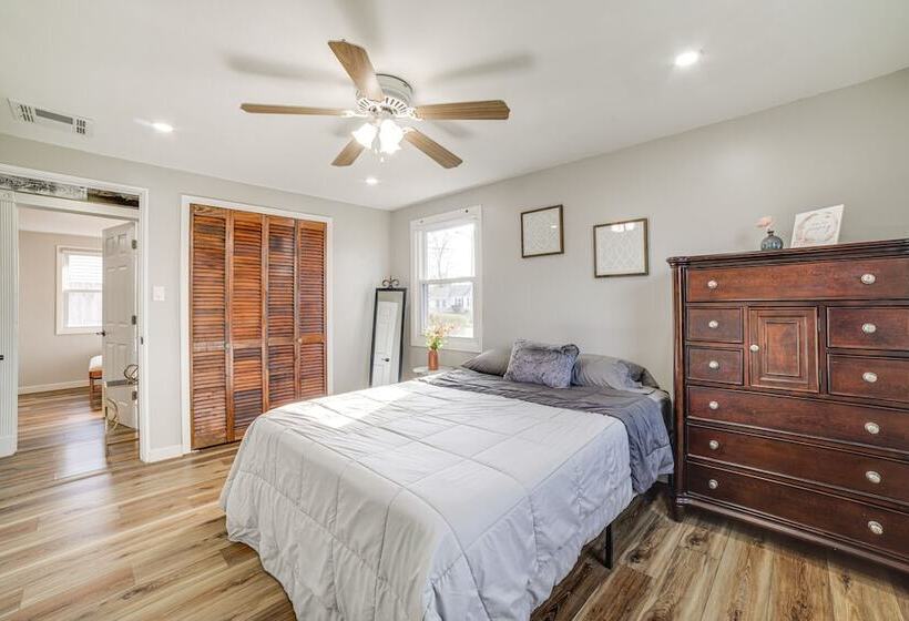 South Bend Home W/ Gas Grill Near Universities!