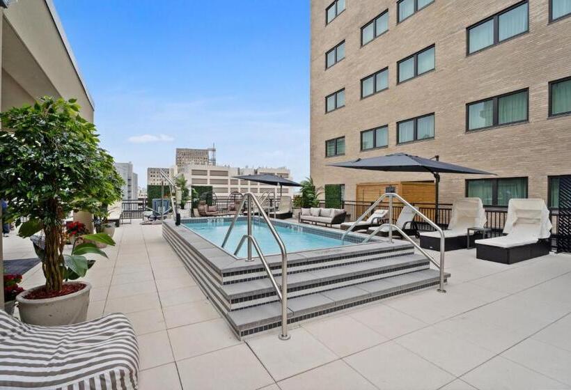 The Eleanor New Orleans