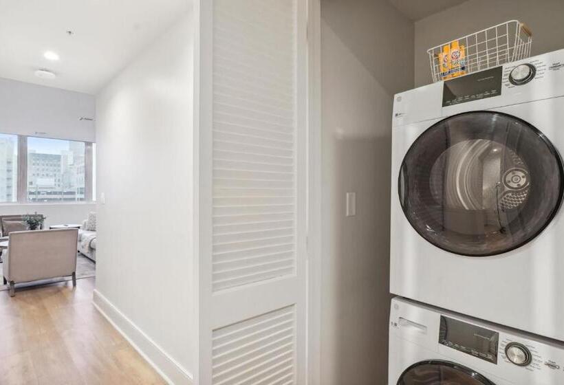 The Eleanor New Orleans