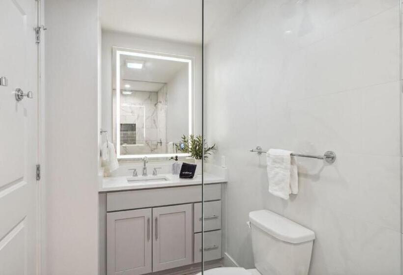 The Eleanor New Orleans