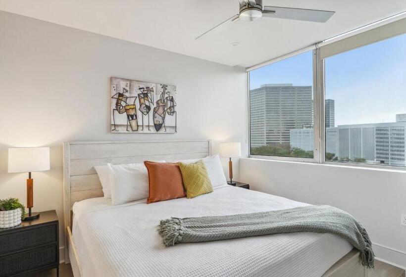 The Eleanor New Orleans