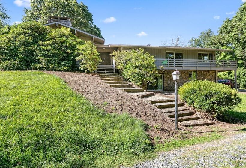 Asher By Avantstay Mountain Escape + Pool/spa