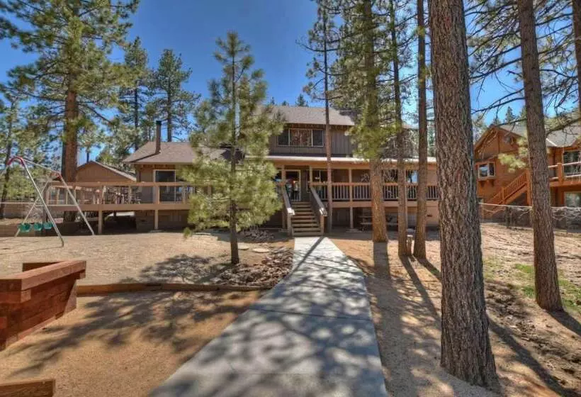 Classic Lake House By Avantstay Large Property On The Lake! W/ Hot Tub