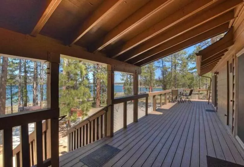 Classic Lake House By Avantstay Large Property On The Lake! W/ Hot Tub