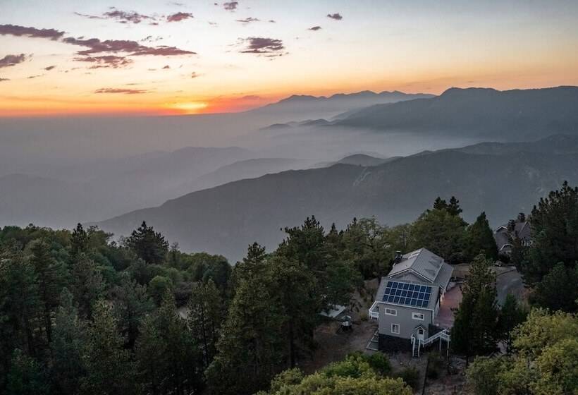 Enchanted Forest By Avantstay Indoor Hot Tub!