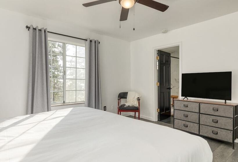 Enchanted Forest By Avantstay Indoor Hot Tub!