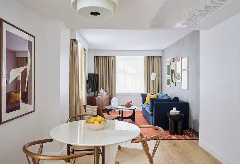 هتل Rusk House Serviced Apartments