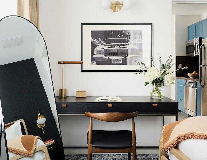 هتل Rusk House Serviced Apartments