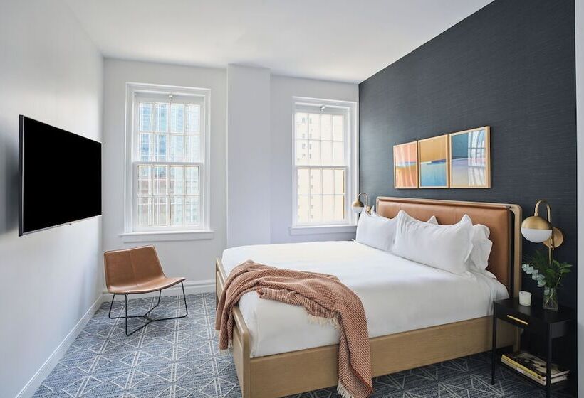 هتل Rusk House Serviced Apartments