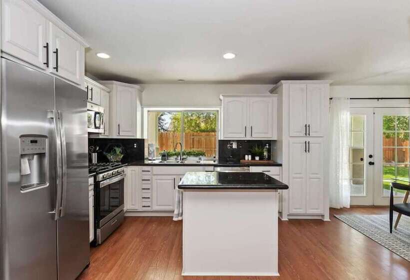 Indio Escape By Avantstay Stunning Home In Coachella W/ Pool & Hot Tub