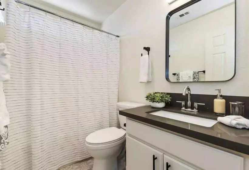 Indio Escape By Avantstay Stunning Home In Coachella W/ Pool & Hot Tub