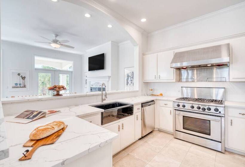 Miramar Manor By Avantstay Walk To The Beach!