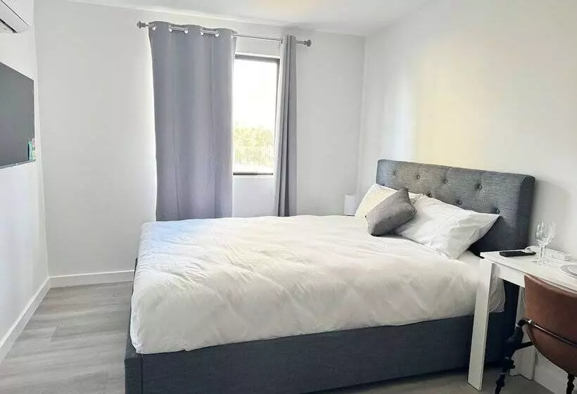 Motelli Main Residences