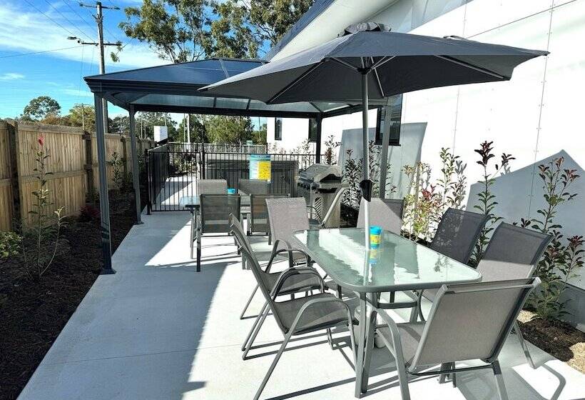 Мотель Main Residences