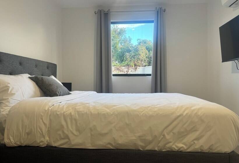 Мотель Main Residences