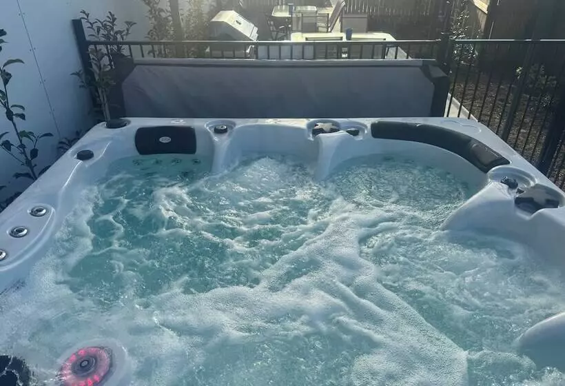 Motelli Main Residences