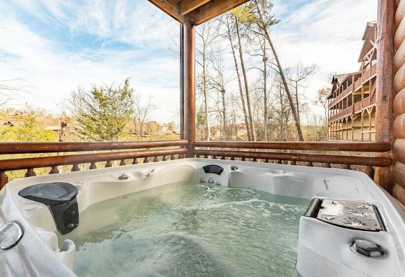 Ridge View By Avantstay15mins From Pigeon Forge W/ Pavilion, Indoor Pool & Hot Tub!