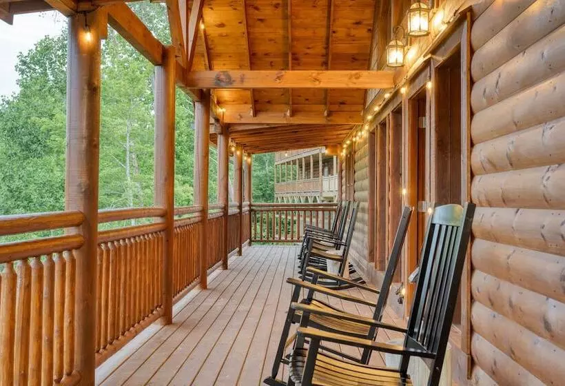 Ridge View By Avantstay15mins From Pigeon Forge W/ Pavilion, Indoor Pool & Hot Tub!