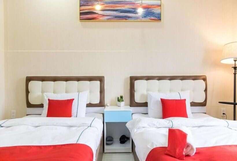 Bro Hotel Q6   By Bay Luxury