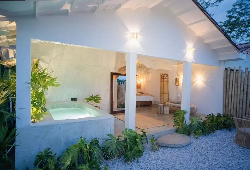 Eco Hotel Verano Azul