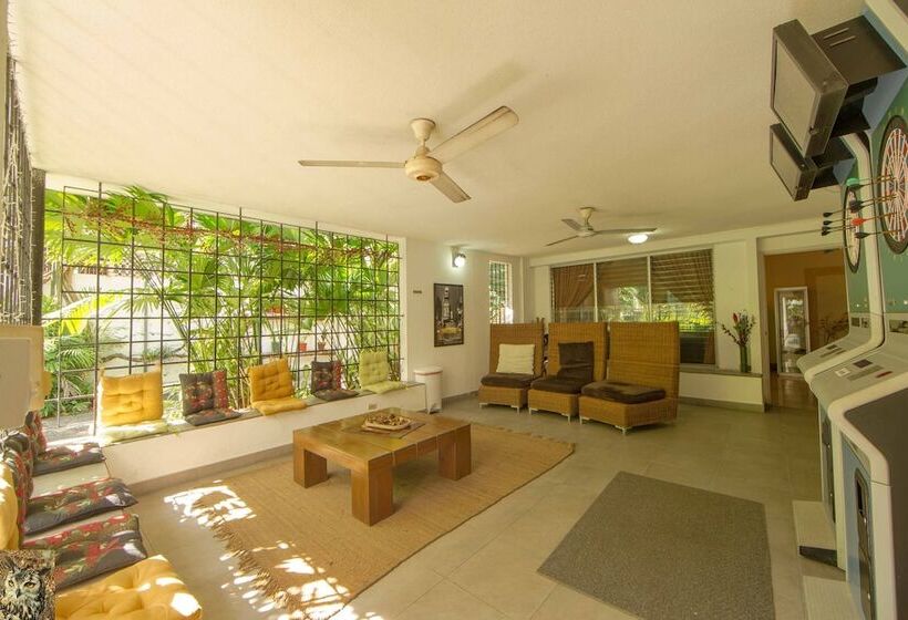 호스텔 Hostal Entre 2 Aguas