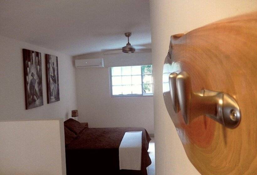 호스텔 Hostal Entre 2 Aguas