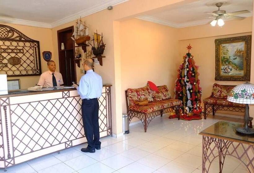 هتل Drake Bolivar Santo Domingo