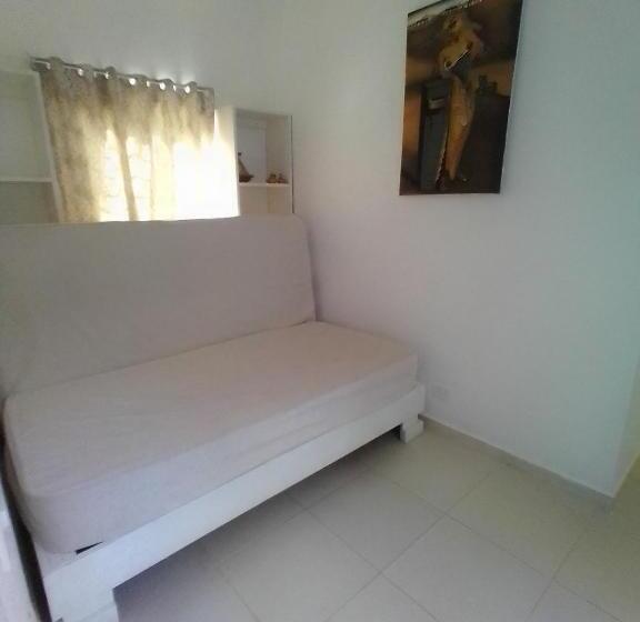 Beach Hotel Casa Nina