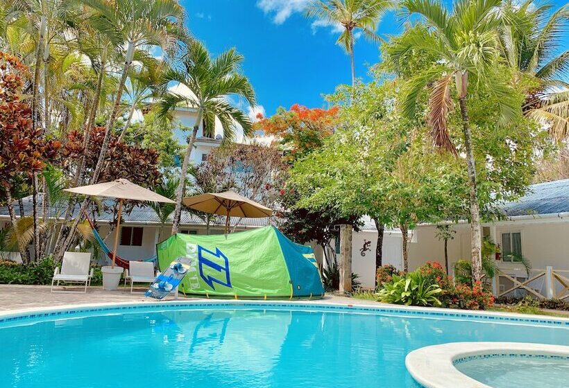 Beach Hotel Casa Nina