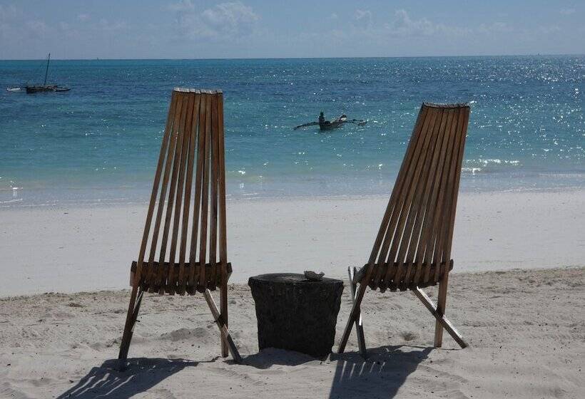 مبيت وإفطار Bahari Beach Bungalows