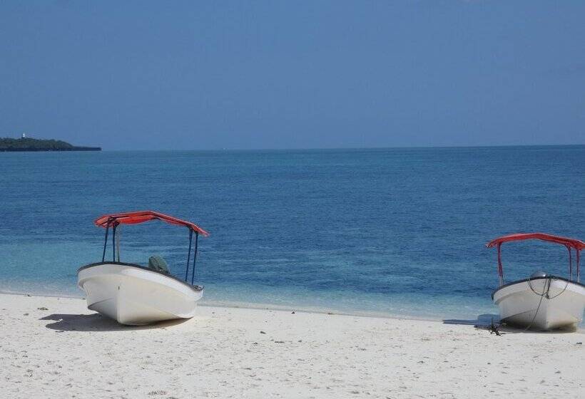 مبيت وإفطار Bahari Beach Bungalows