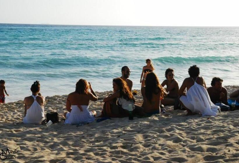 تختخواب و صبحانه Caraibidamari