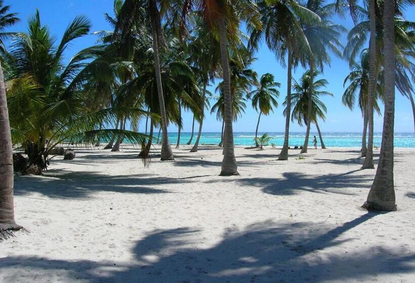 تختخواب و صبحانه Caraibidamari