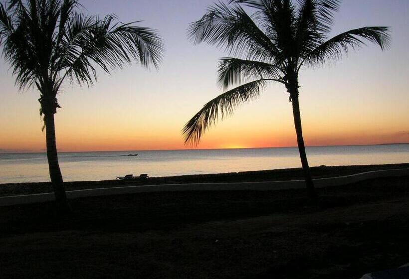 تختخواب و صبحانه Caraibidamari