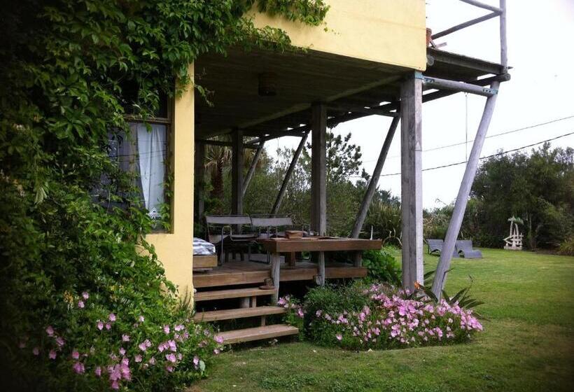 Bed & Breakfast Hale Lau