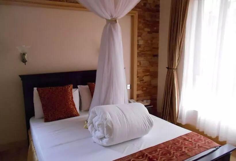هتل Ci Sand Suites