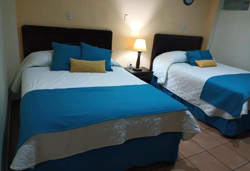 هتل Crysol Center