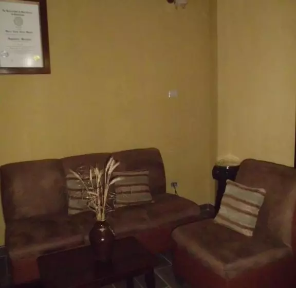 هتل Crysol Center