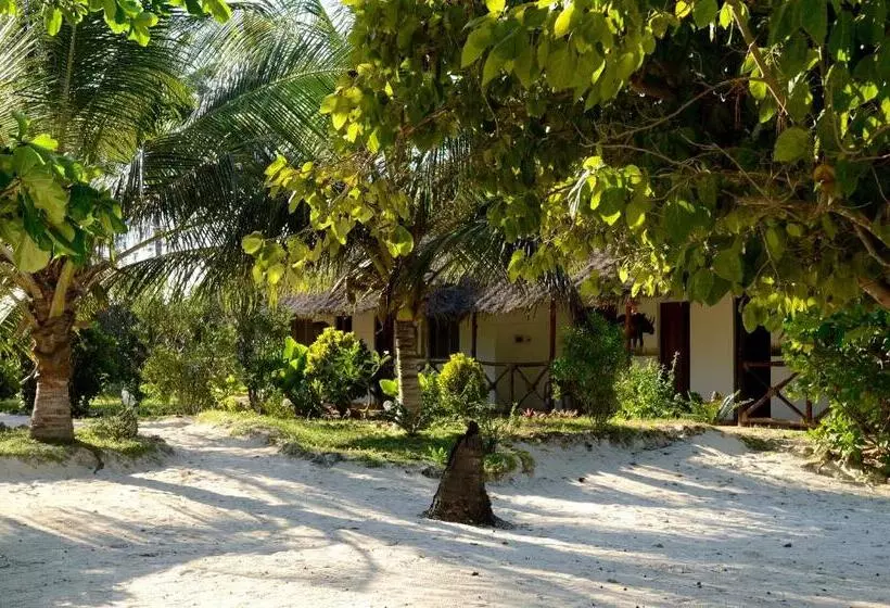 Hotelli Kaure Sand Beach Lodge