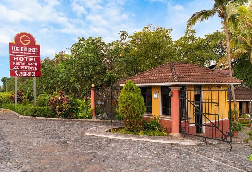 هتل Mansión Los Guichos