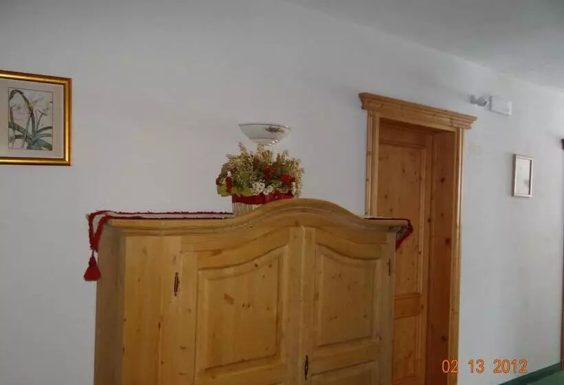 Hotelli Mondeval