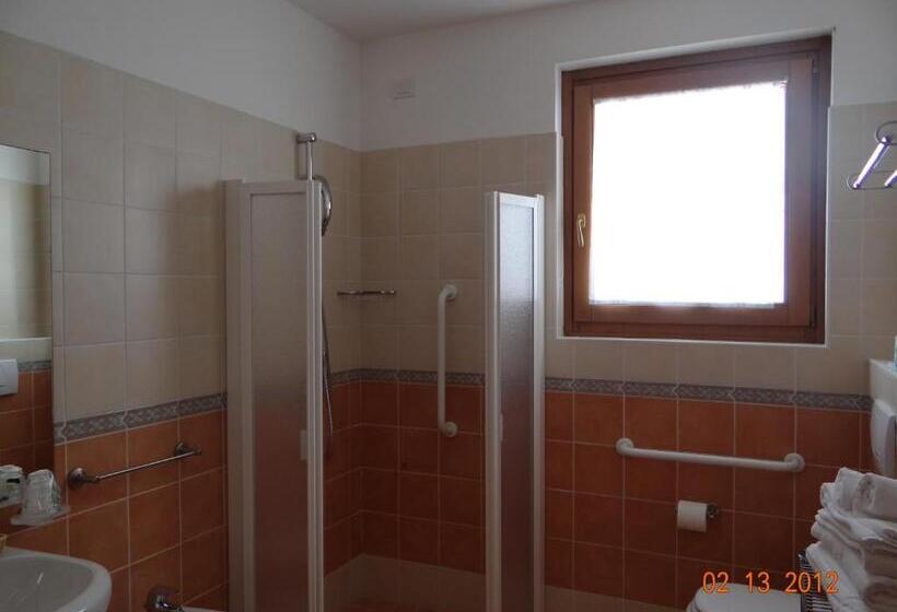 בית מלון כפרי Mondeval