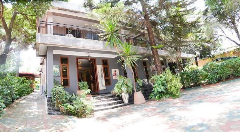 Tulia Boutique Hotel & Spa